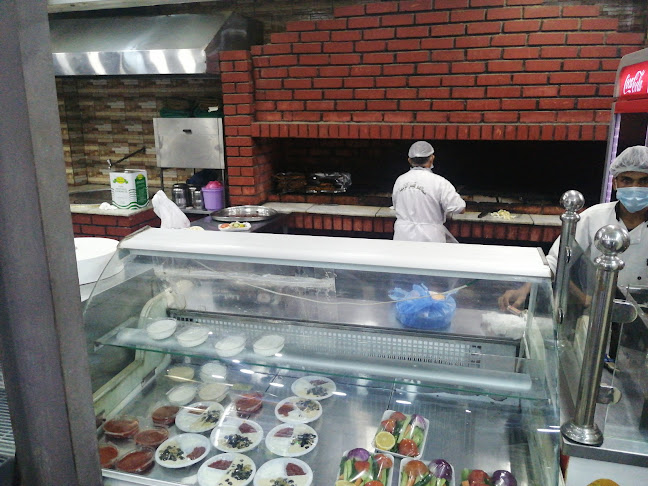 ‏مطعم رذاذ المطر البخاري