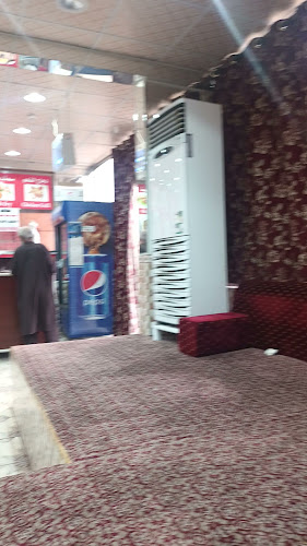 مطعم شباب عنك البخاري