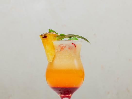 Opinii despre كوفي ولاونج ياني în الرياض - الضيافة