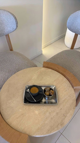 مجمع جاردن سكوير، طريق الملك عبدالعزيز، الوردتين، أبها 62521