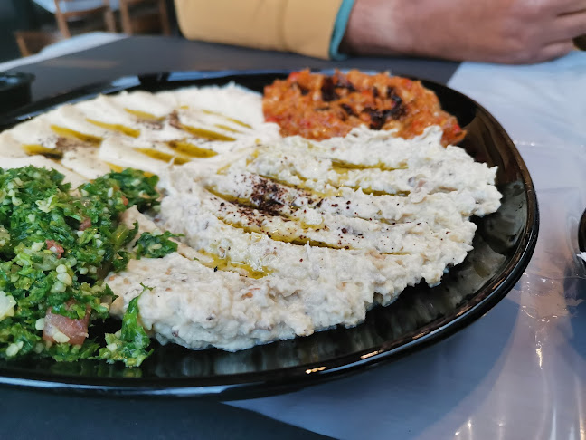 المشوى العنابي - الضيافة