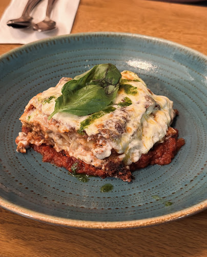 Etoile Center Next to Stars, Avenue Mall, طريق الملك عبدالعزيز، الزهراء، جدة 23424