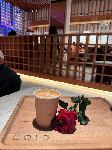 Cold Roastery and Coffee | كولد محمصة و مقهى - بلجرشي