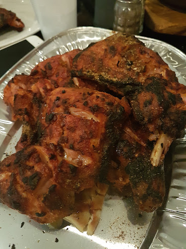 Comentarii opinii despre مطعم طليطلة الخليجية