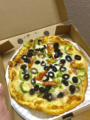 Opinii despre Pizzana în ينبع - الضيافة