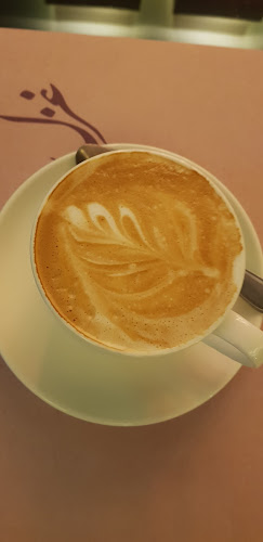 Opinii despre مطعم غزل în جدة - الضيافة