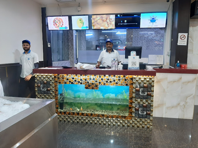 مطعم صيد البحر للأسماك - الضيافة