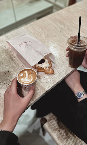 Comentarii opinii despre Particles Bakery and coffee