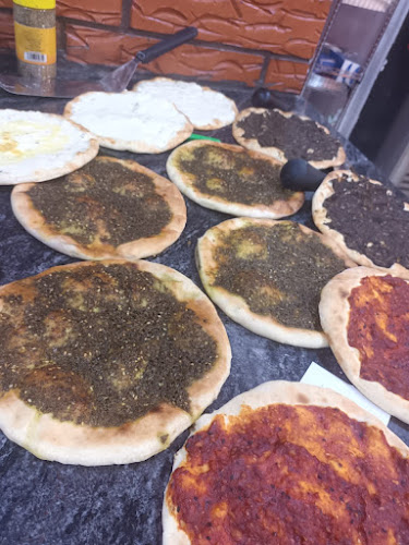 Opinii despre مطعم معجنات و شاورما الفران الشامي în الدمام - الضيافة