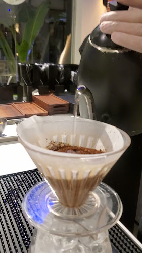 Opinii despre 50 Degrees | مركز الخياط în جدة - الضيافة