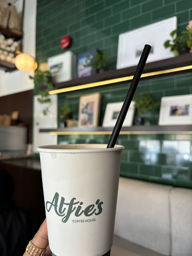 Opinii despre الفيز în الرياض - الضيافة