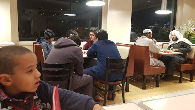 8XFH+P4H، طريق الملك عبد العزيز، التعليم، بريدة 52361