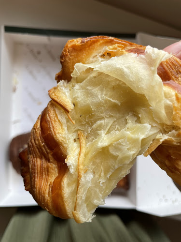 Comentarii opinii despre Le Beurre Bakery مخبز لوبيغ