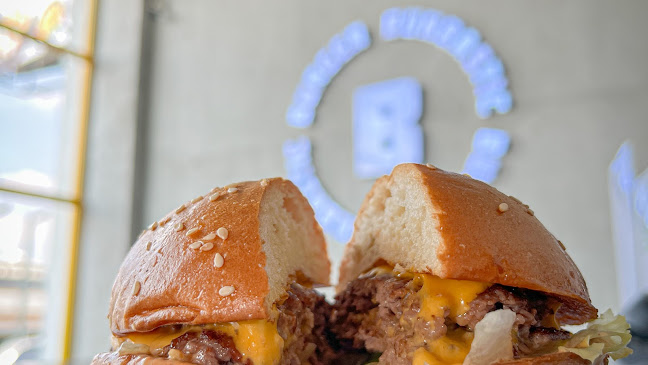 بنباستيك برجر bunbastic burger