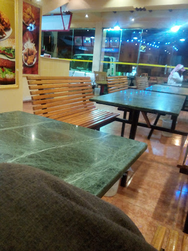 Opinii despre بروست لاقونا للوجبات السريعة în أبها - الضيافة