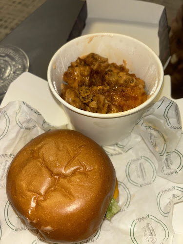 Opinii despre ثري مونز-3moons în القطيف‎ - الضيافة