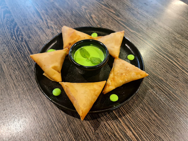 Comentarii opinii despre مطعم ذا باي الهندي