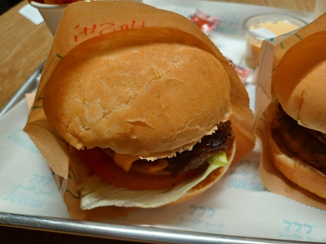 777 برجر مشوي