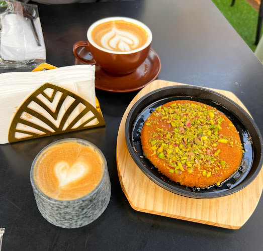 Comentarii opinii despre حلويات سعد الدين (مندرين مول) Saadeddin Pastry