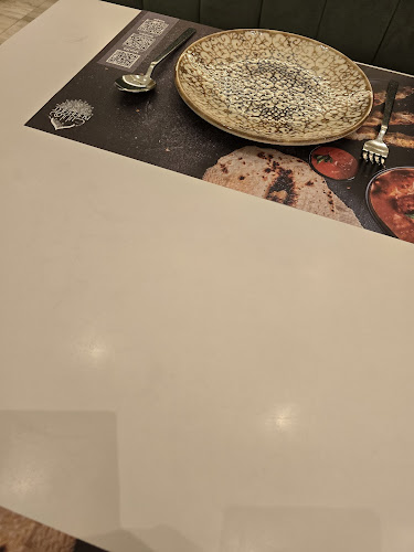 Comentarii opinii despre مطعم بهارات