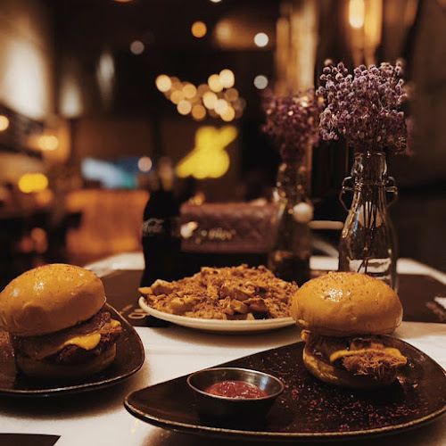 Opinii despre هاف باوند în الدمام - الضيافة