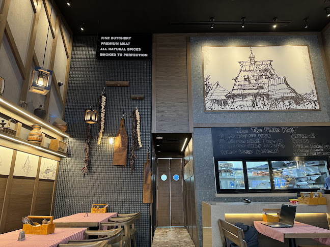 7 بلكانس بسترو