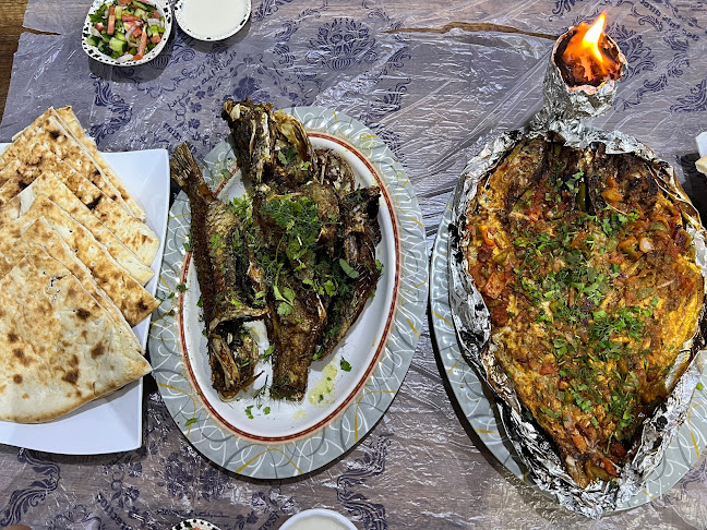 مطاعم المرسى للمأكولات البحرية - حقل