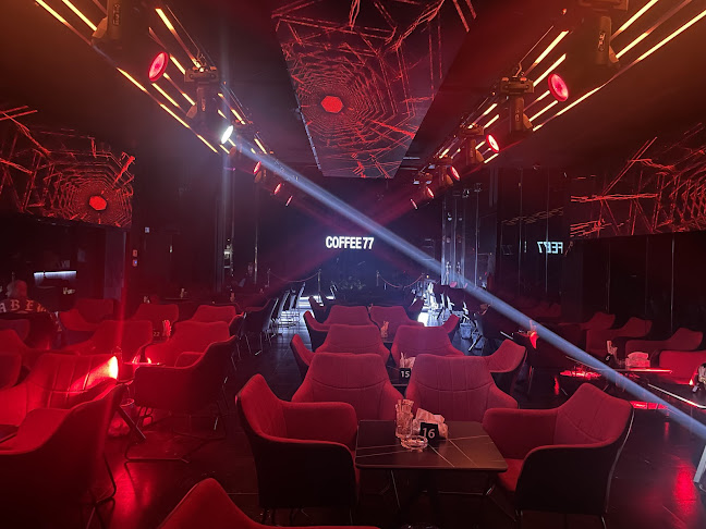 COFFEE 77 لاونج - الضيافة