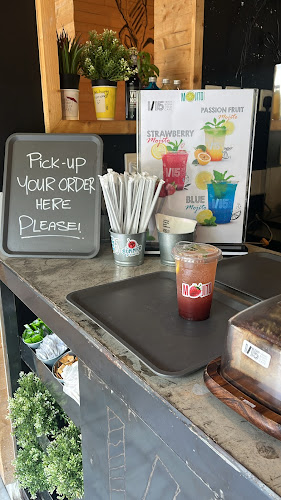 Opinii despre 1/15 Neighborhood Cafe Rawdah în جدة - الضيافة