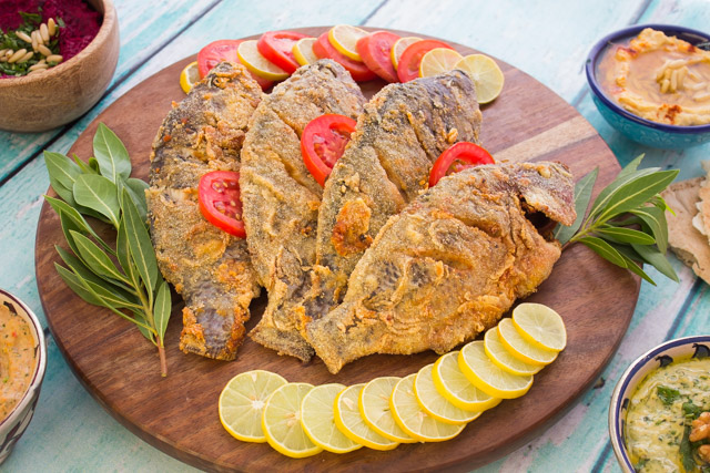 سمكنا أسماك طازجة ومشوي ومقلي