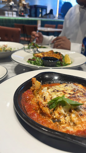 بيتزا اكسبريس ليمتيد - الضيافة