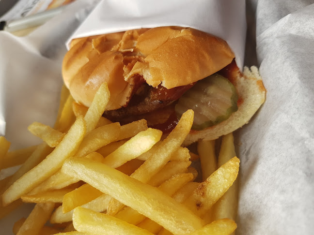 55PP+28، طريق الملك خالد، التحلية، الخبر 34716