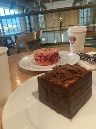 قلعة البن العزيزية البخاري Castello Coffee II - الضيافة