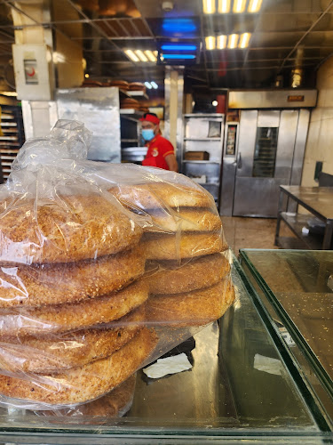 Comentarii opinii despre مخابز وحلويات الكعكي - مخابز حمزة بادي كعكي