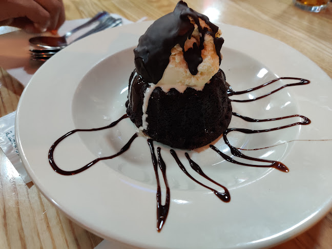 شارع التخصصي الفرعي، العليا، الرياض 12313