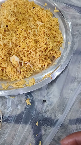 Opinii despre مطاعم مطعم ومندي الديوانية لتقديم الوجبات în الخبر - الضيافة