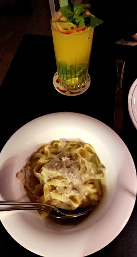 Opinii despre كريزي بيتزا în الرياض - الضيافة