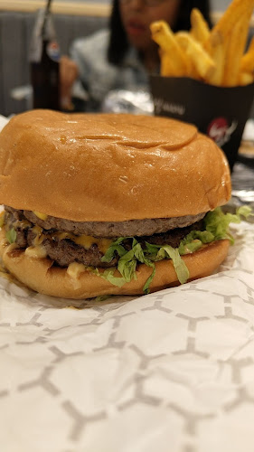 Comentarii opinii despre روزاليا واقيو برجر Rosalia wagyu Burger B2