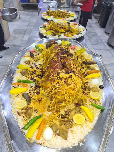 مطعم عيون الوسام العليا