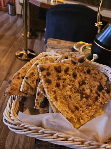 مطعم ولاونج شناشيل - جدة