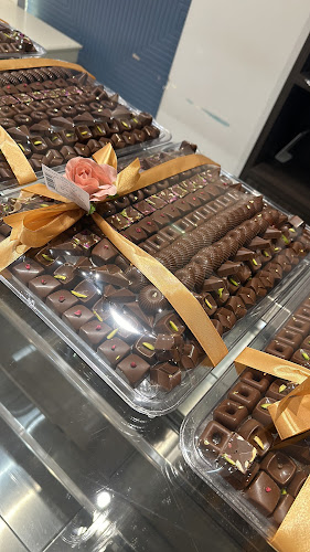 حلويات لاروشيه/فرع البيعة La Roche Sweets