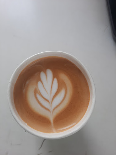 Opinii despre 24Cafe în الرياض - الضيافة