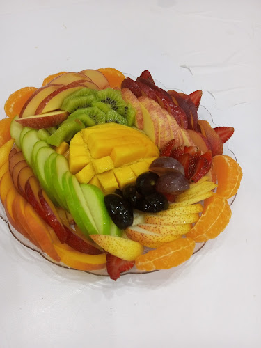 عالم العصائر والكنافه الباحه - الضيافة