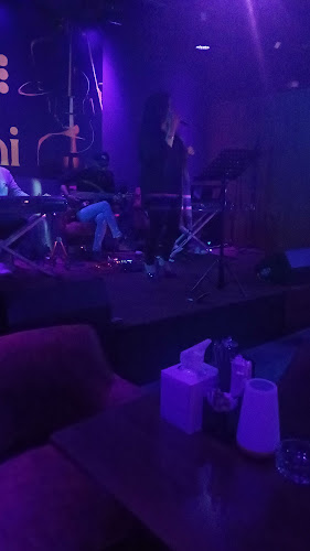 Comentarii opinii despre كوفي ولاونج ياني