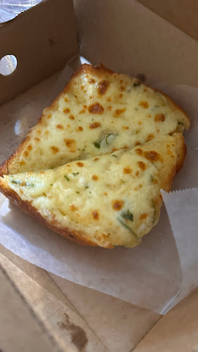 لورينزو بيتزا - الرياض