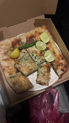 Comentarii opinii despre مطبق محمد عبدالله السندي حي الهجرة