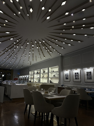 مطعم شي ليليز - الضيافة