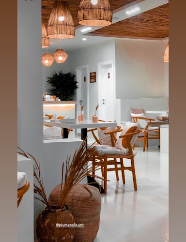 PLUME CAFE بلوم كافيه