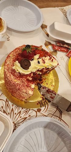 الكيك الذهبي - الضيافة