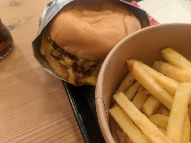 Comentarii opinii despre بلاك الفنت برجر